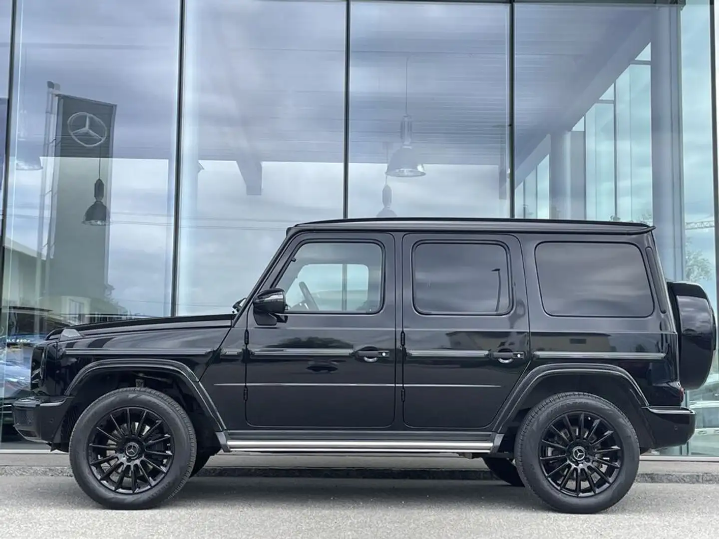 Mercedes-Benz G 350 d Noir - 2