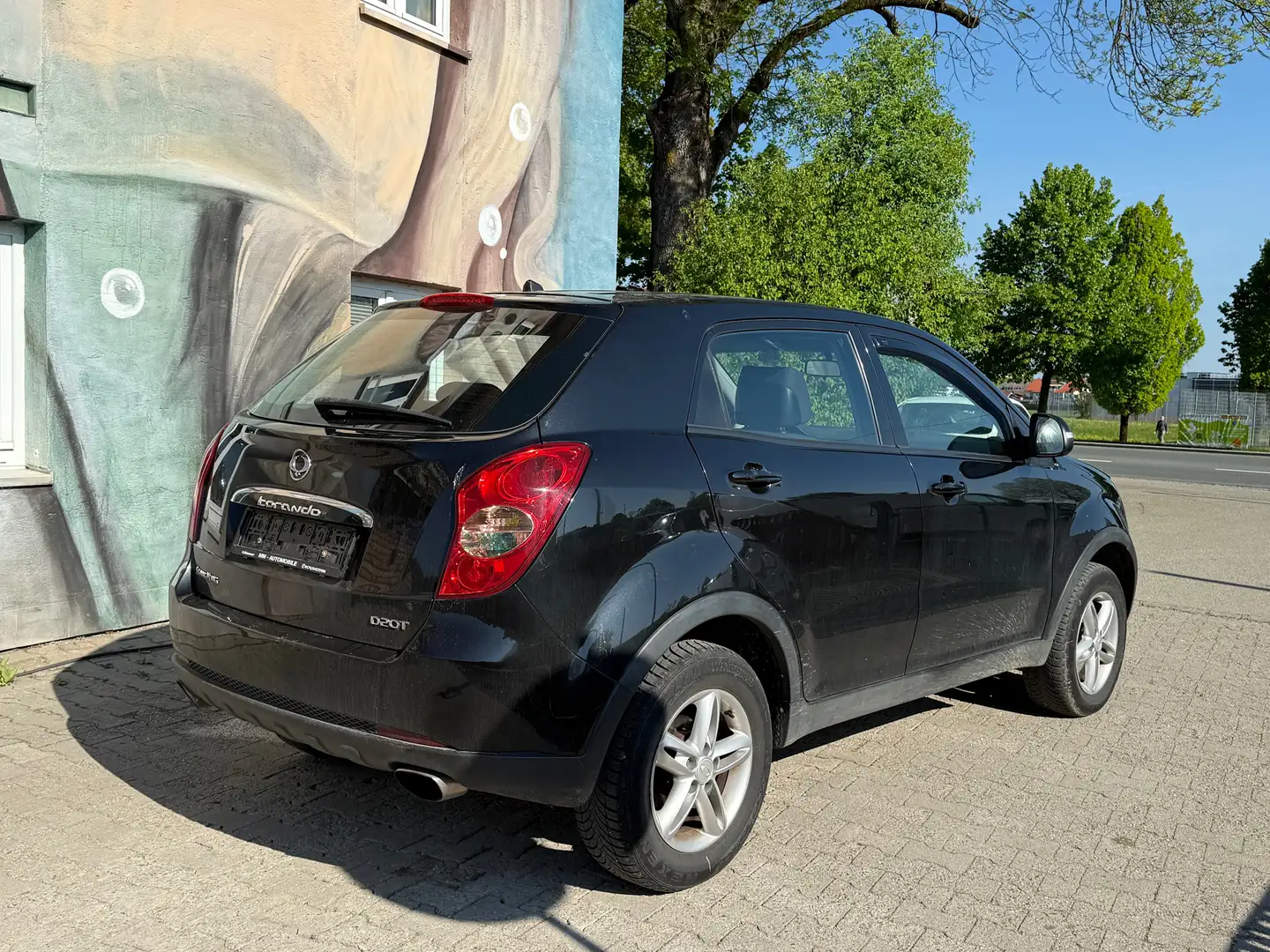 SsangYong Korando Crystal 4x2 Fekete - 2
