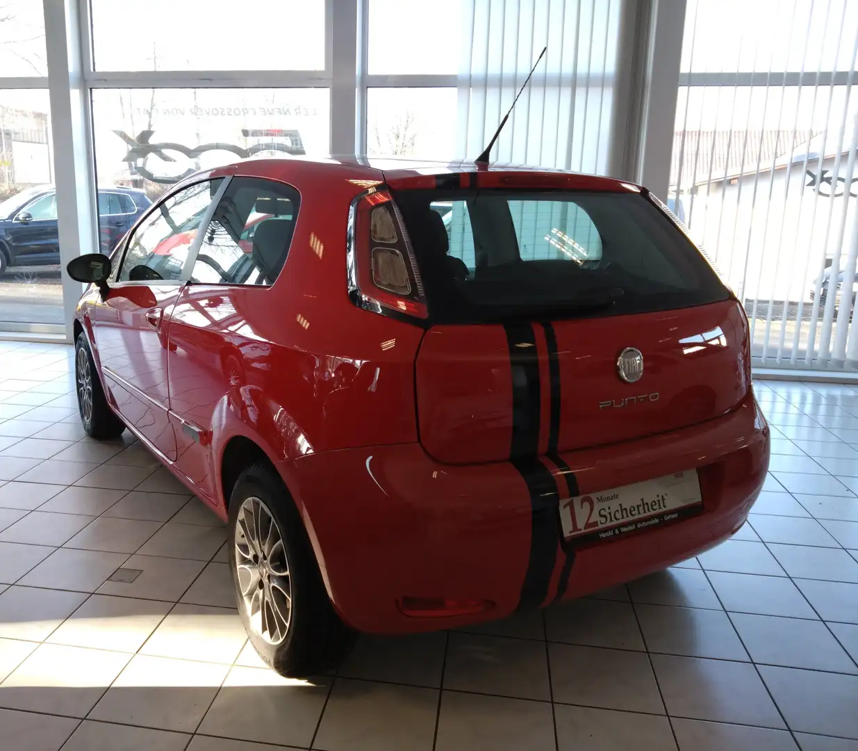 Fiat Punto 1.4 8V Klima Bluetooth Leichtmetallfelgen Rot - 2