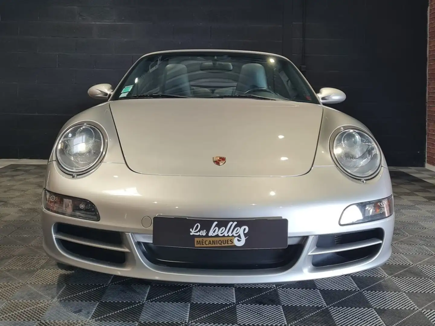 Porsche 911 997.1 CARRERA 4S Cabriolet 3.8l 355ch BVM6 Gris - 2
