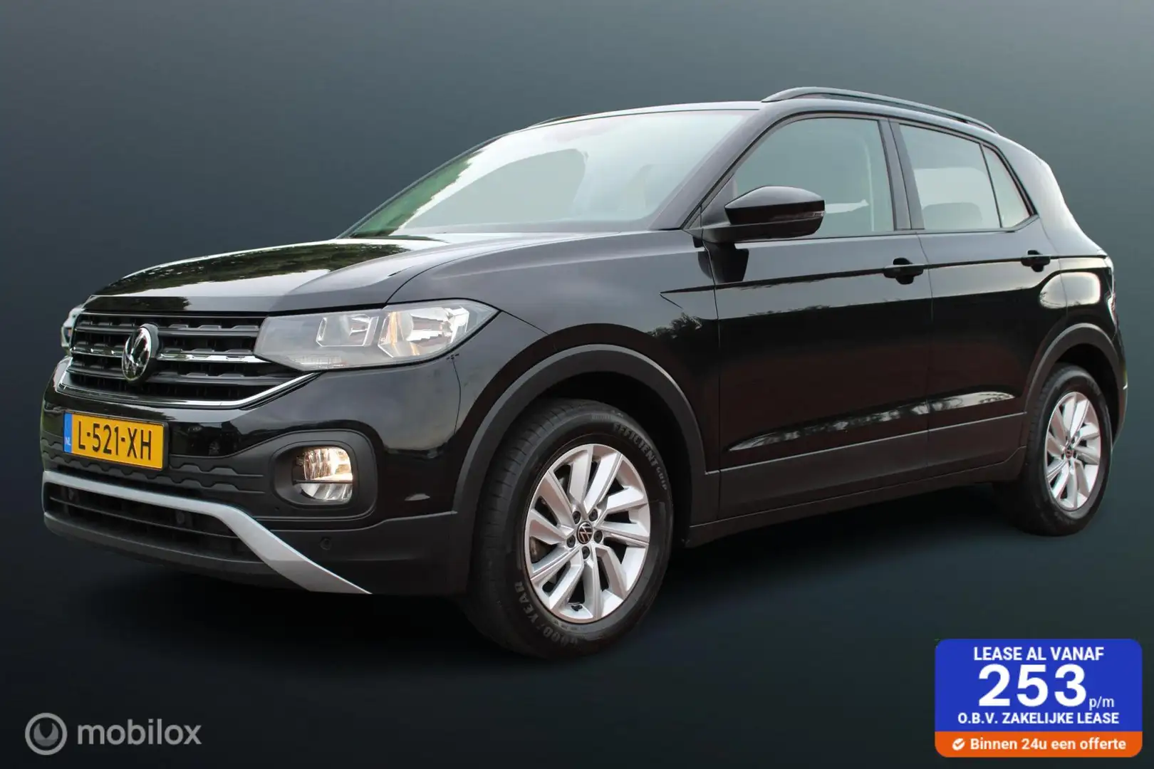 Volkswagen T-Cross 1.0 TSI Life, Trekhaak, Pdc voor + achter + camera Zwart - 1