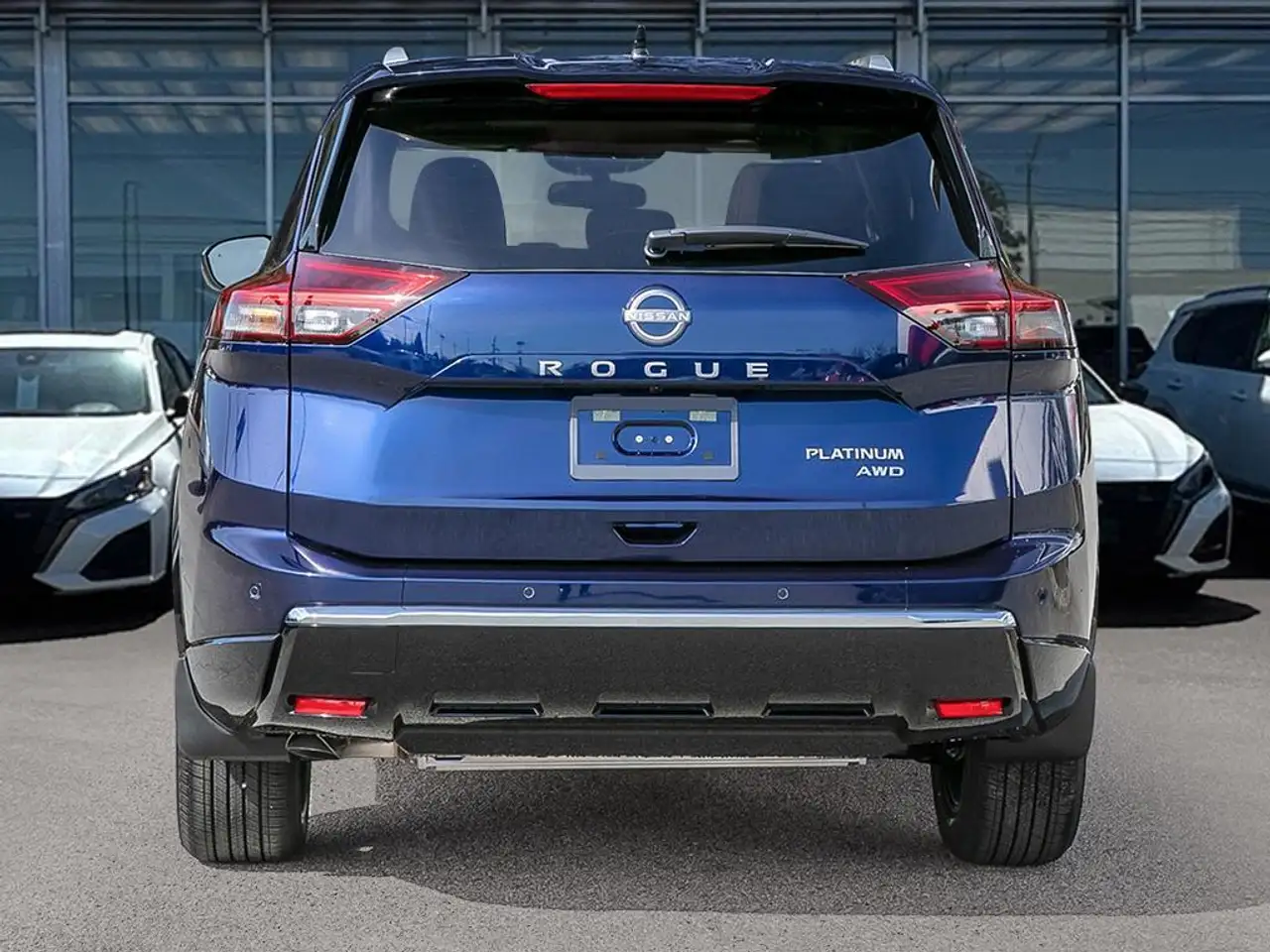 Nissan Rogue снимка Nissan Rogue