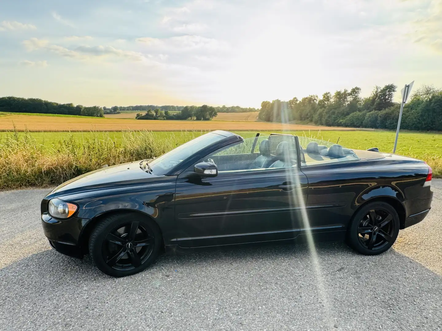 Volvo C70 D5 Aut. Summum - 1