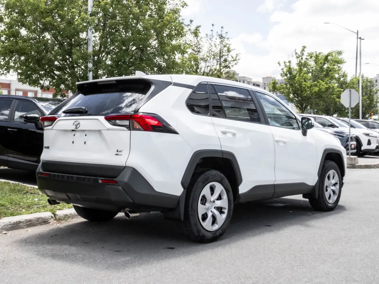 Toyota RAV 4 photo Toyota RAV 4