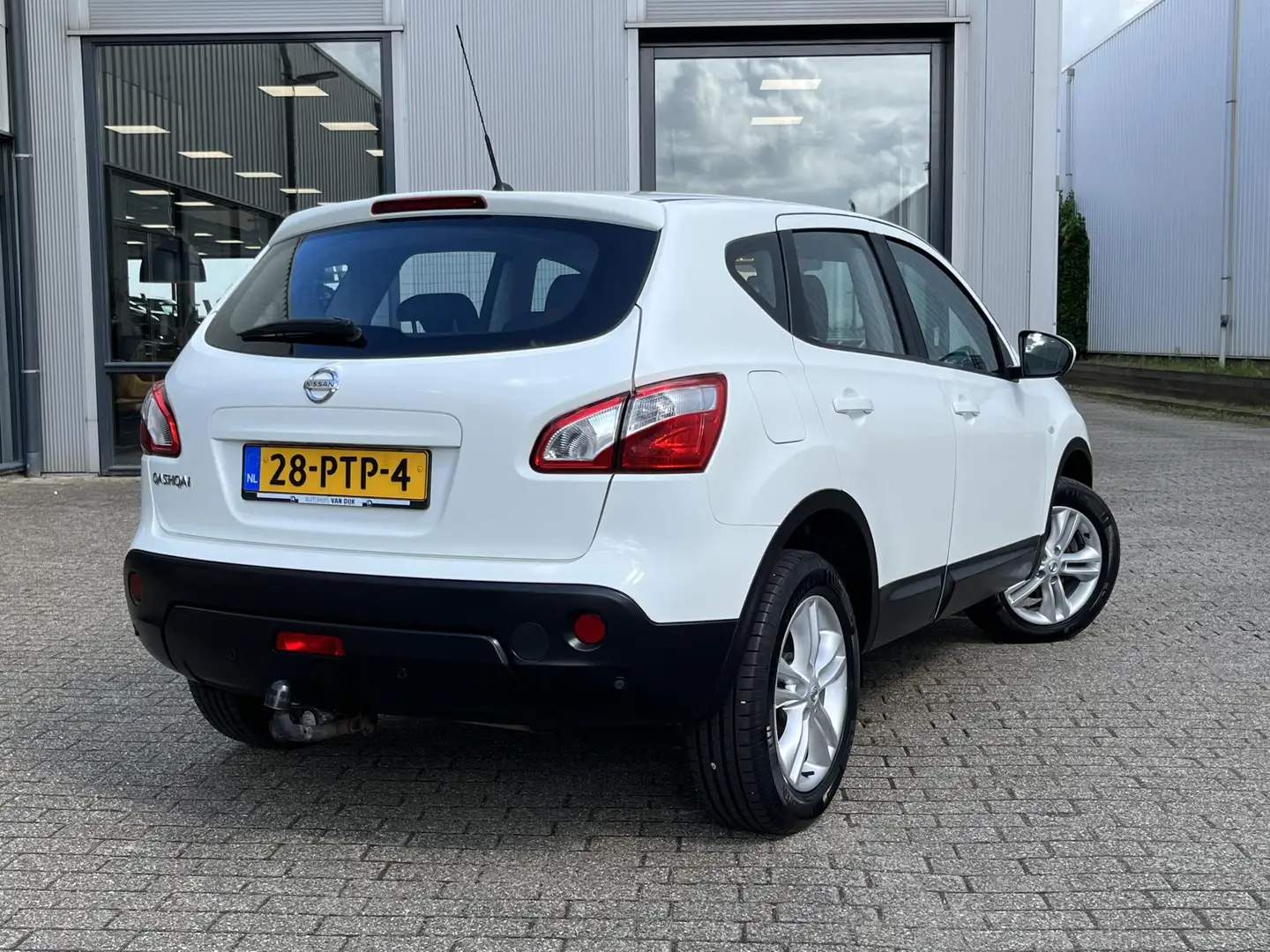 Nissan Qashqai 2.0 Acenta | 17-inch/Trekhaak/Cruise- Climate Cont Wit - 2