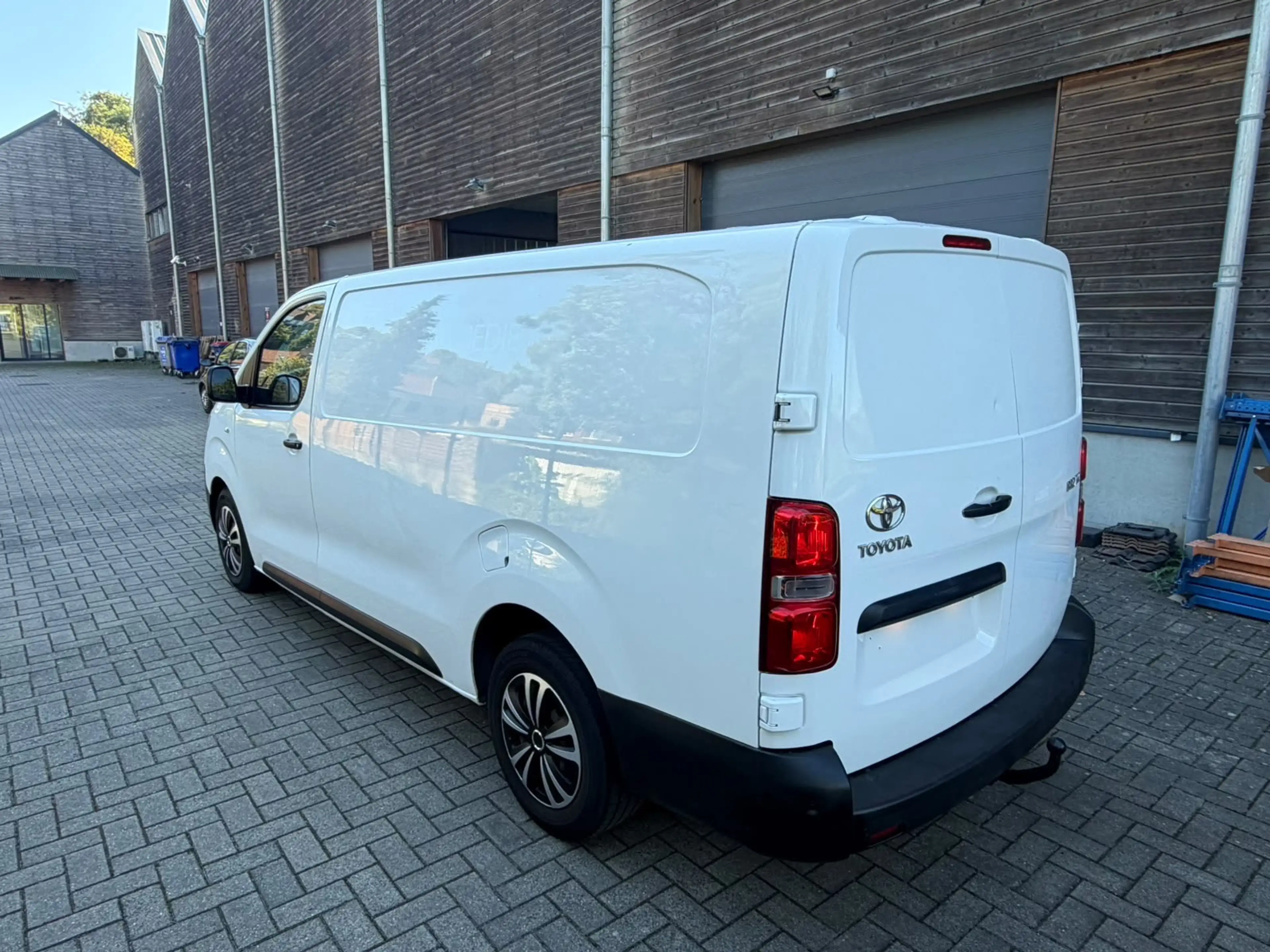 Toyota Proace Proace 2.0 D-4D Long Active GARANTIE 12 Mois — photo 5