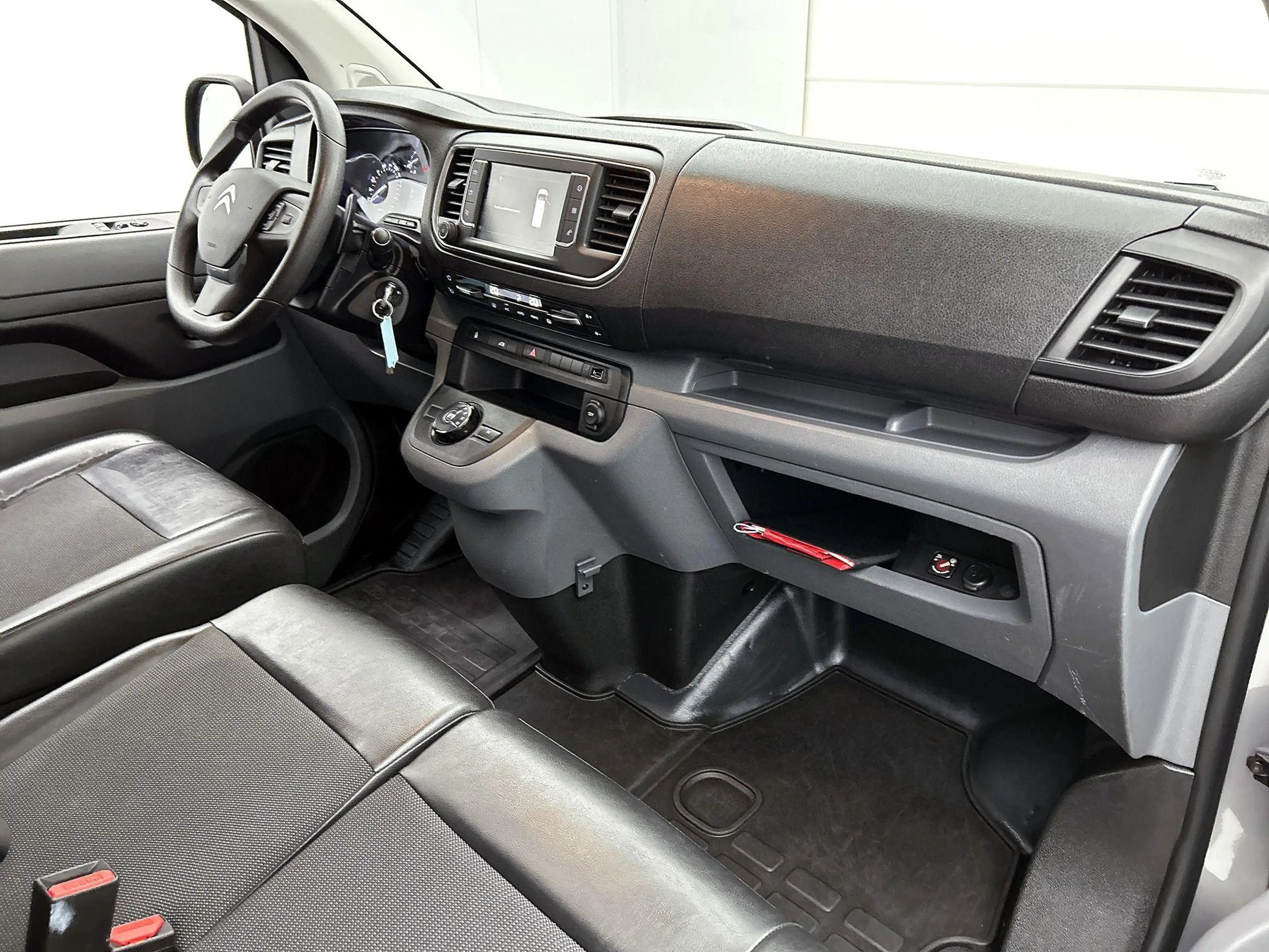 Citroen Jumpy Club M 120pk BlueHDI Automaat | Navigatie | Camera — photo 12