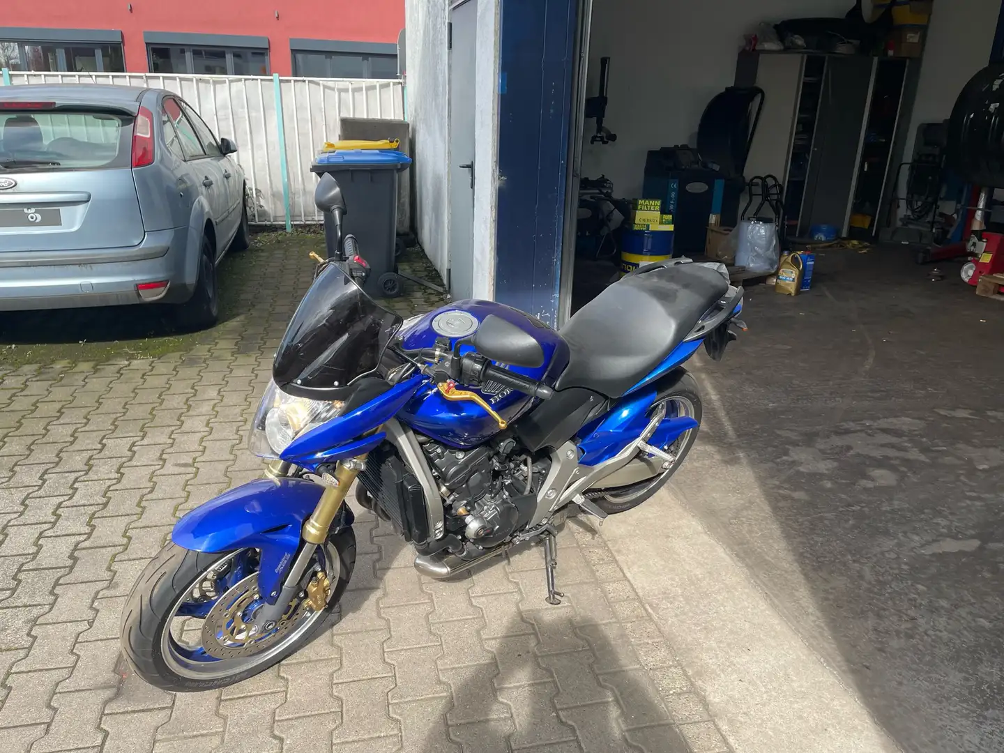 Honda Hornet Viele Extras Blau - 1