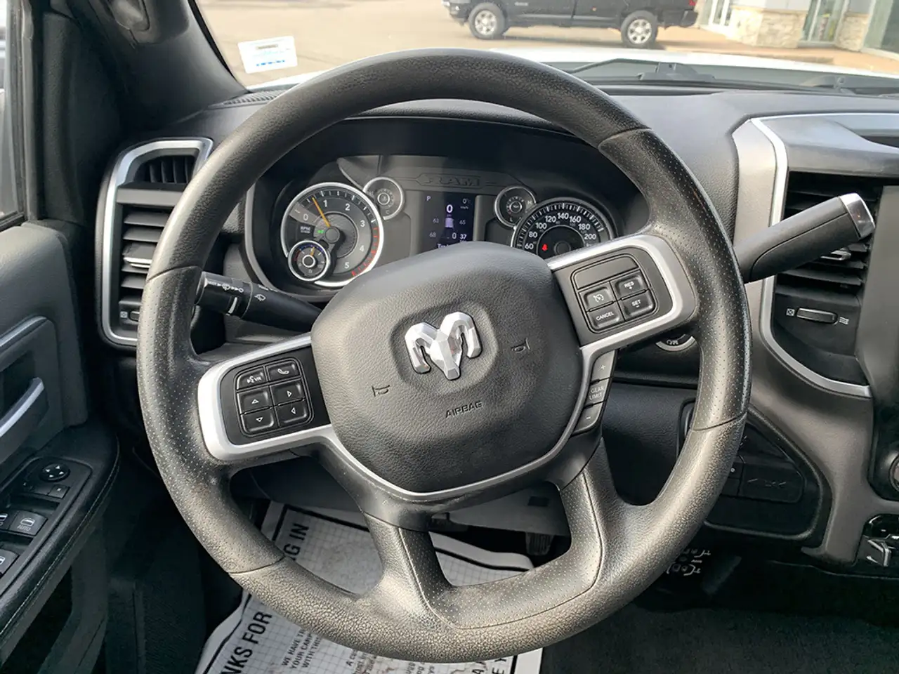 RAM 2500 снимка RAM 2500