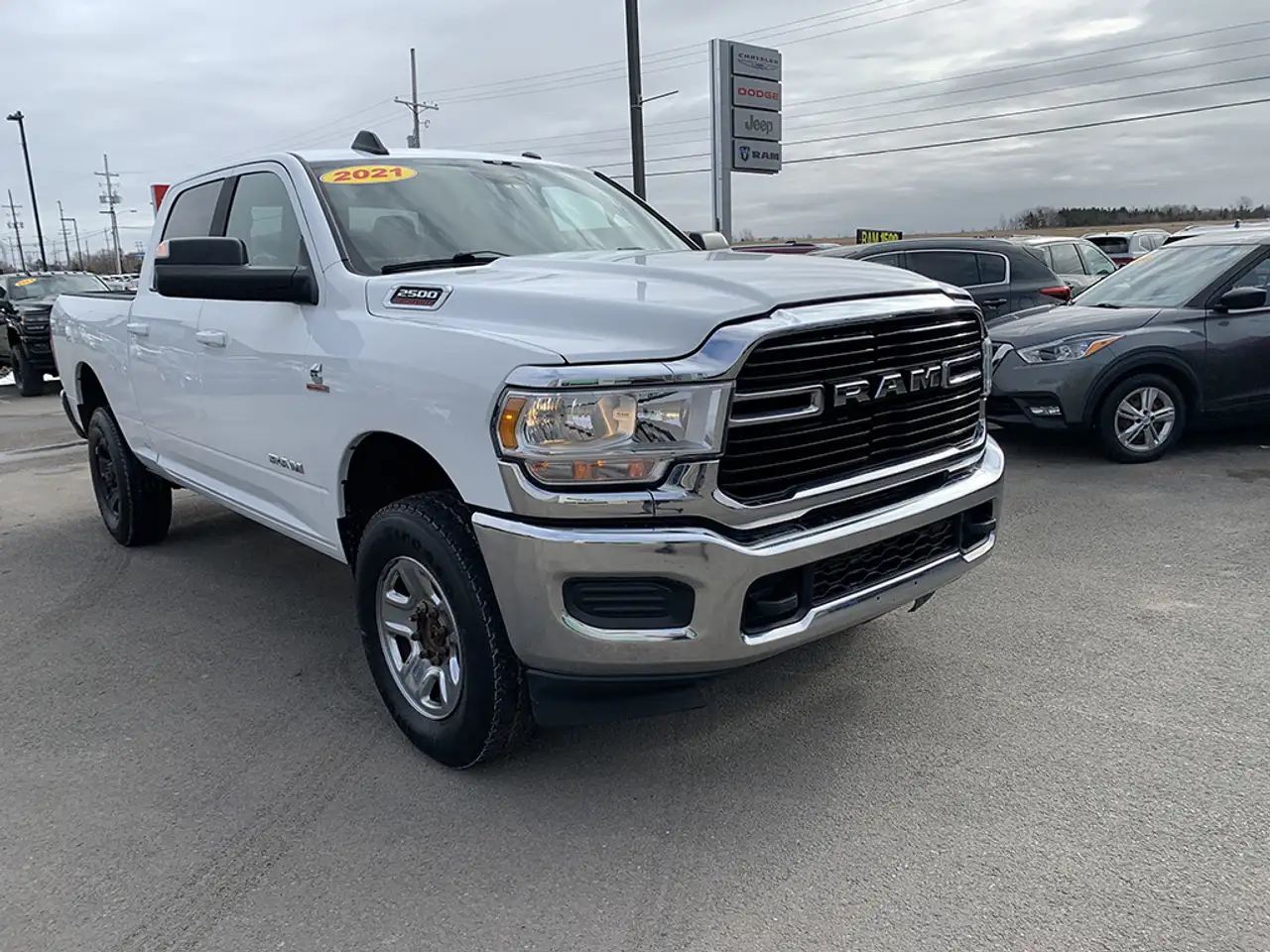 RAM 2500 снимка RAM 2500