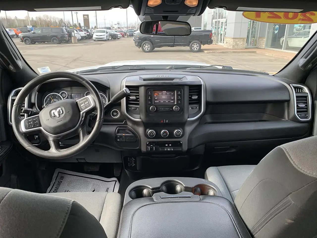 RAM 2500 снимка RAM 2500