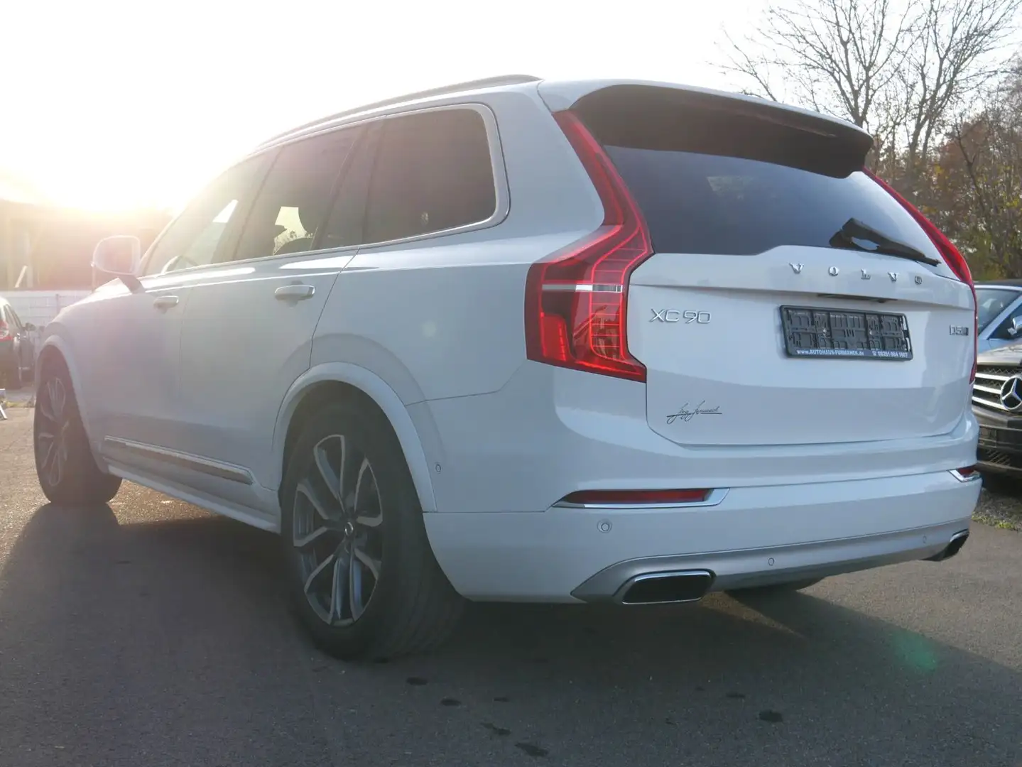 Volvo XC90 D5 AWD Inscription  NAVI/STHZ/LED/AHK/7SITZ Bianco - 2