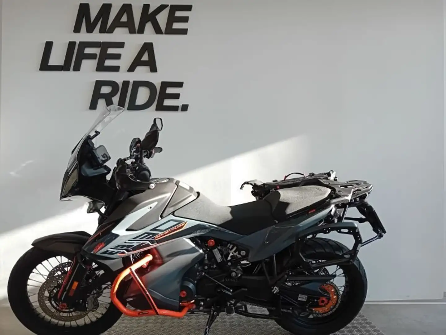 KTM 890 Adventure Nero - 2