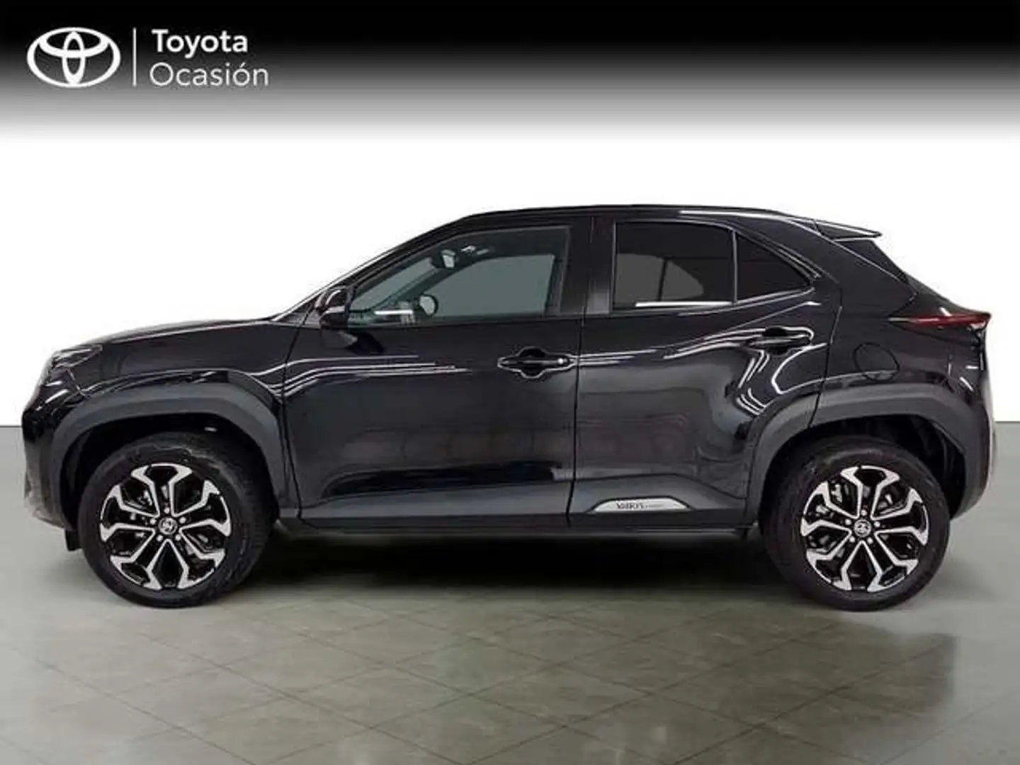 Toyota Yaris Cross 130H Active Negro - 2
