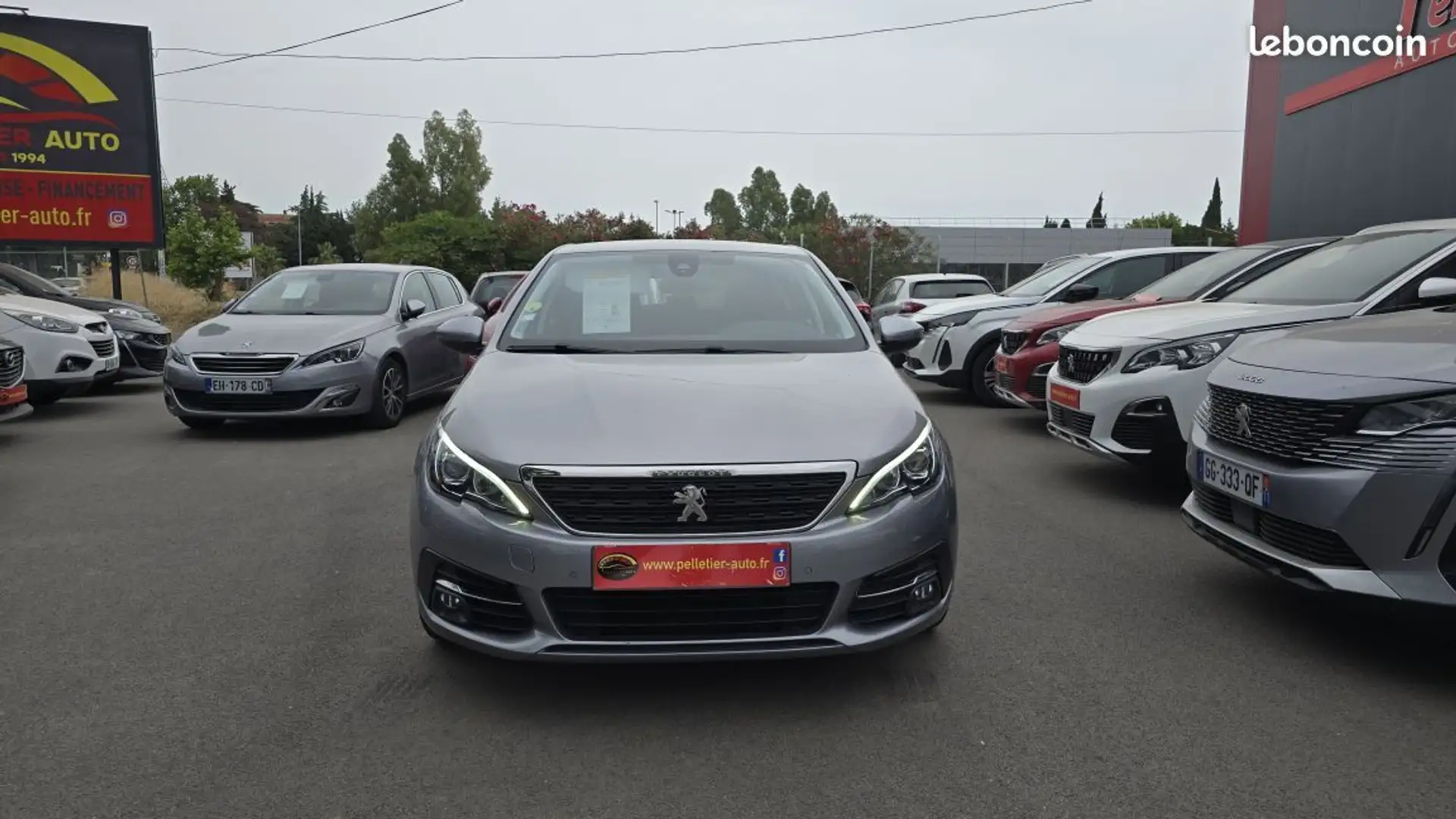 Peugeot 308 BlueHDi 130ch SetS EAT8 Active Business Grau - 2