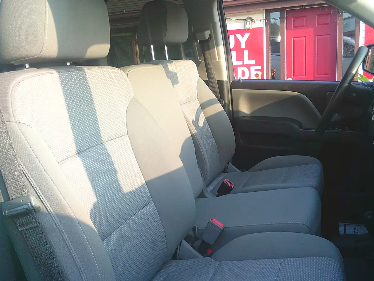 Chevrolet Silverado 1500 photo Chevrolet Silverado 1500