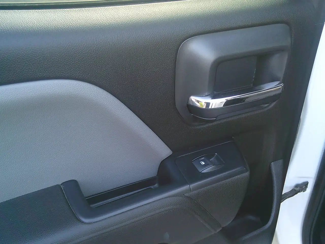 Chevrolet Silverado 1500 photo Chevrolet Silverado 1500