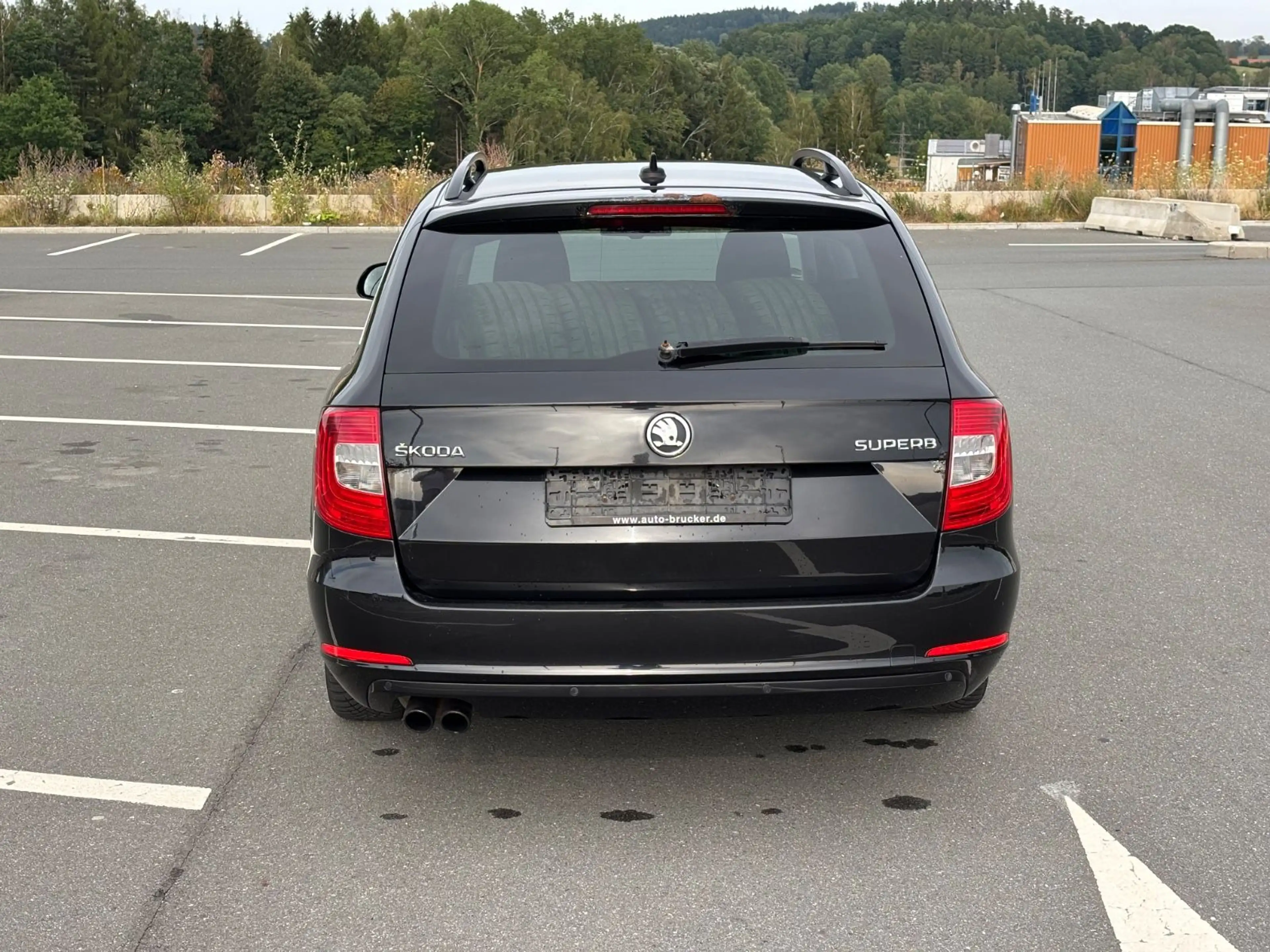 Skoda Superb 2.0 TDI DSG Combi Exclusive — photo 7