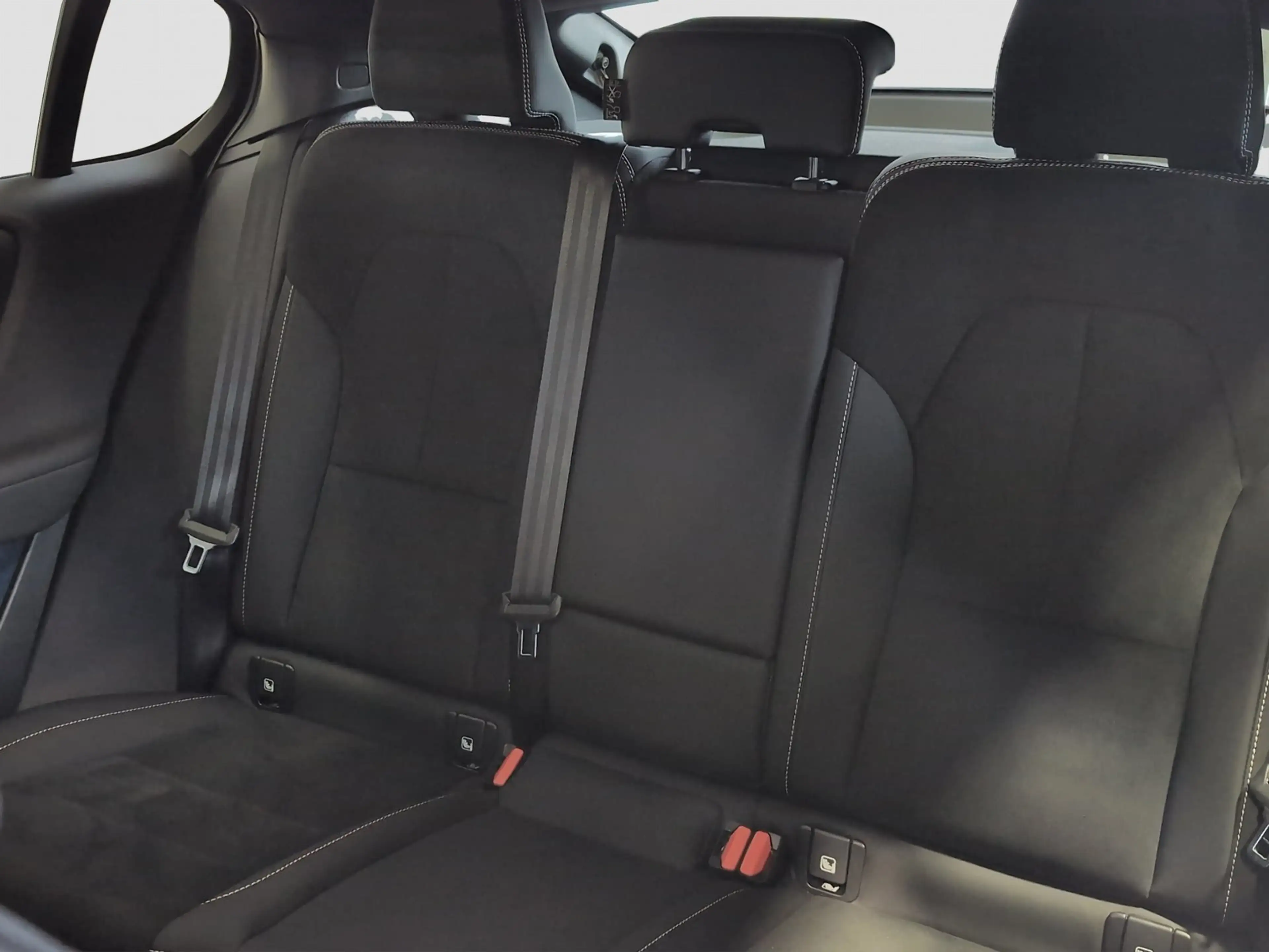 Volvo C40 +Recharge Plus+Single+Panorama+PDC v/h+R-Kam+ — photo 10