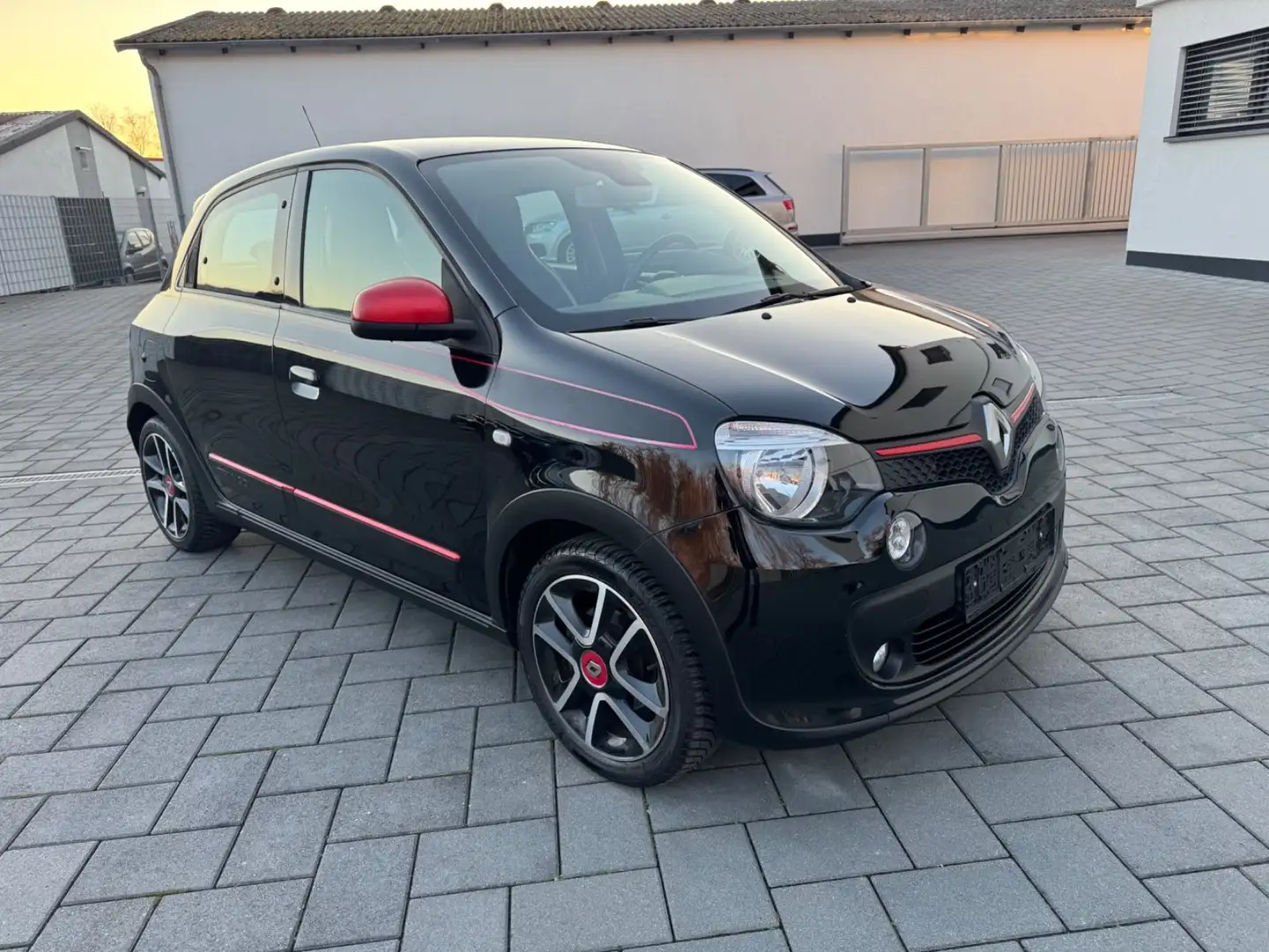 Renault Twingo Luxe Schwarz - 1