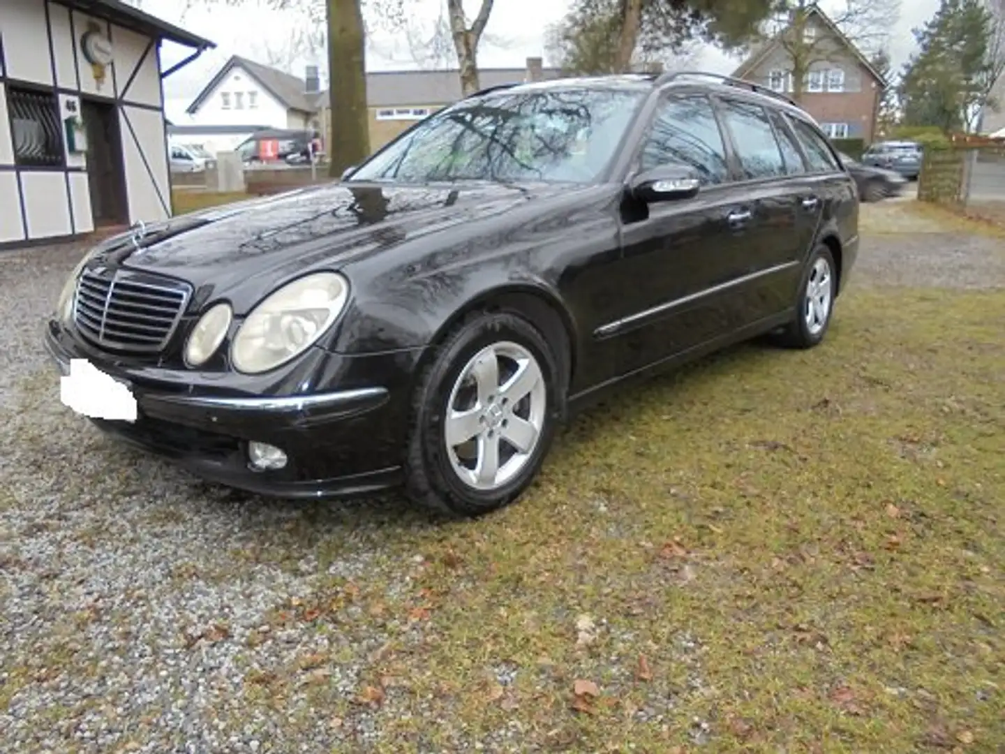 Mercedes-Benz E 240 E240 T AVANGARDE VOLLAUSSTATTUNG Schwarz - 2