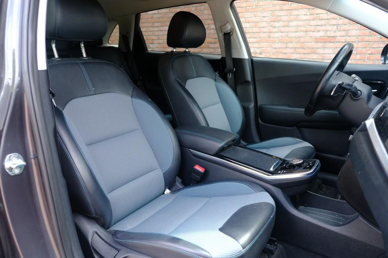 Kia e-Niro 64 kWh DynamicLine | Navi | App Connect | Climate — photo 6