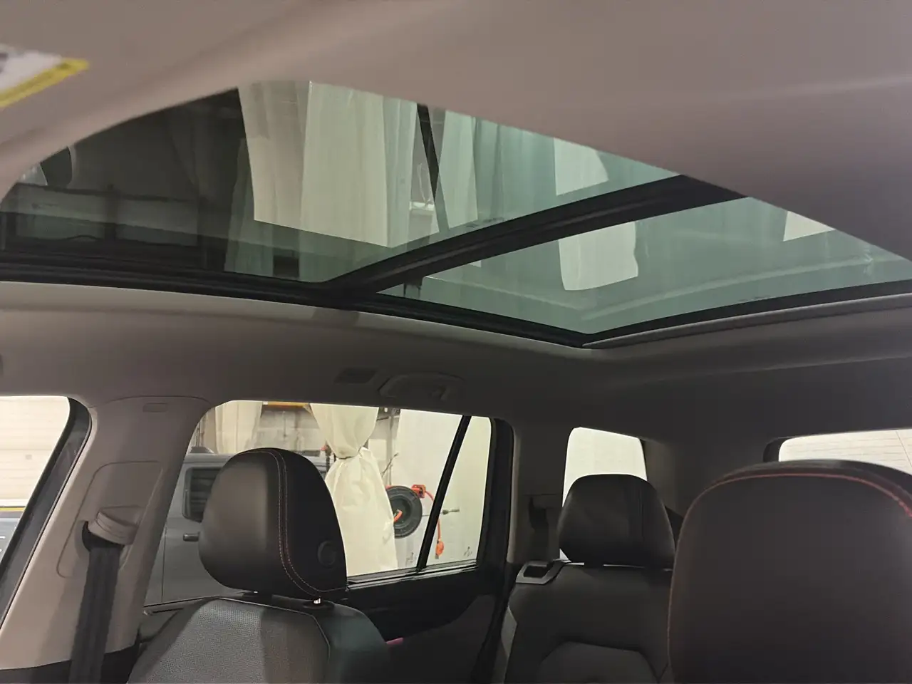 Volkswagen Atlas снимка Volkswagen Atlas