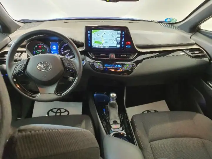 Toyota C-HR 2019, foto 3