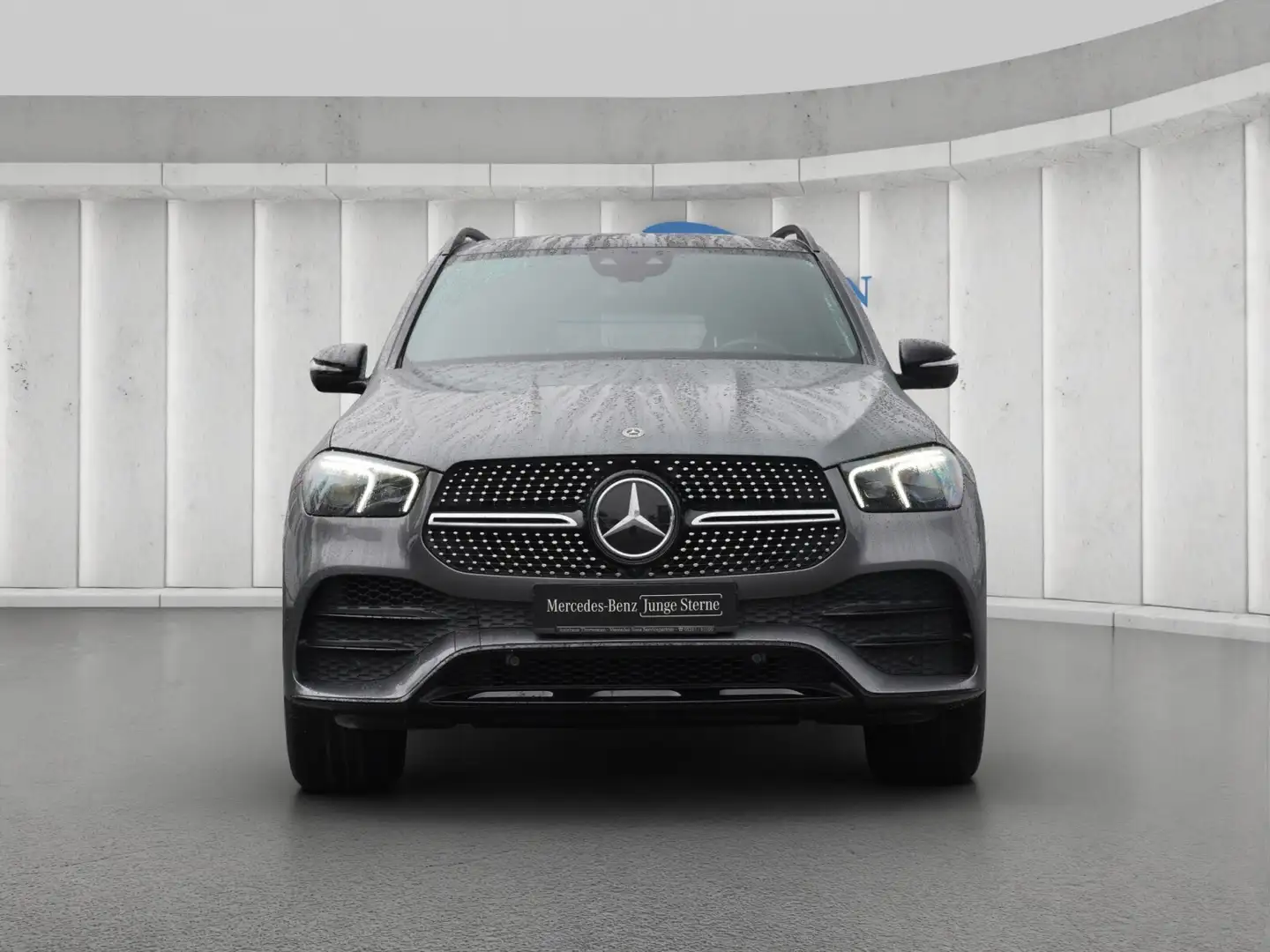 Mercedes-Benz GLE 350 GLE 350 d 4MATIC AMG Line 360° NIGHT 1. Hand Grau - 2