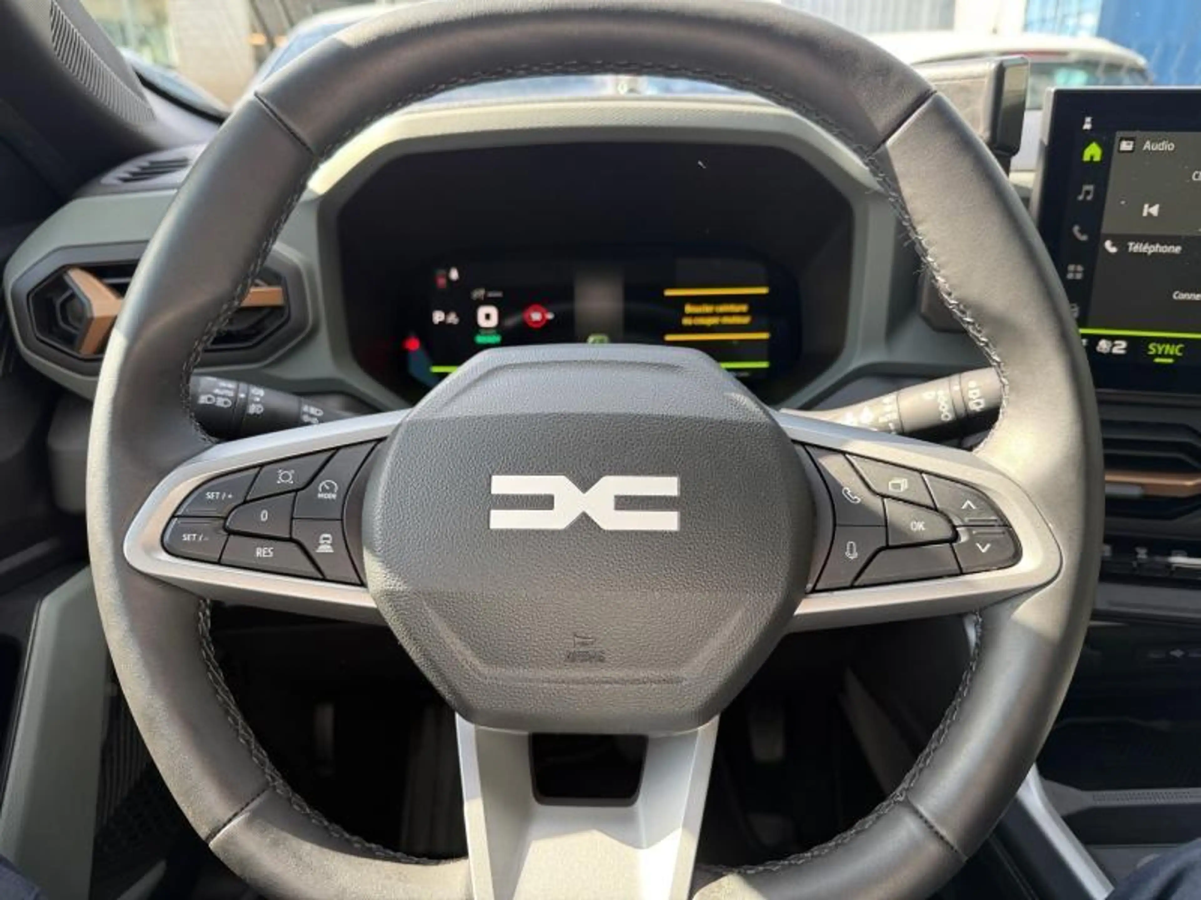 Dacia Bigster Extreme | 1.8 Hybrid 155 cv | Carplay | Sièges ch — photo 13