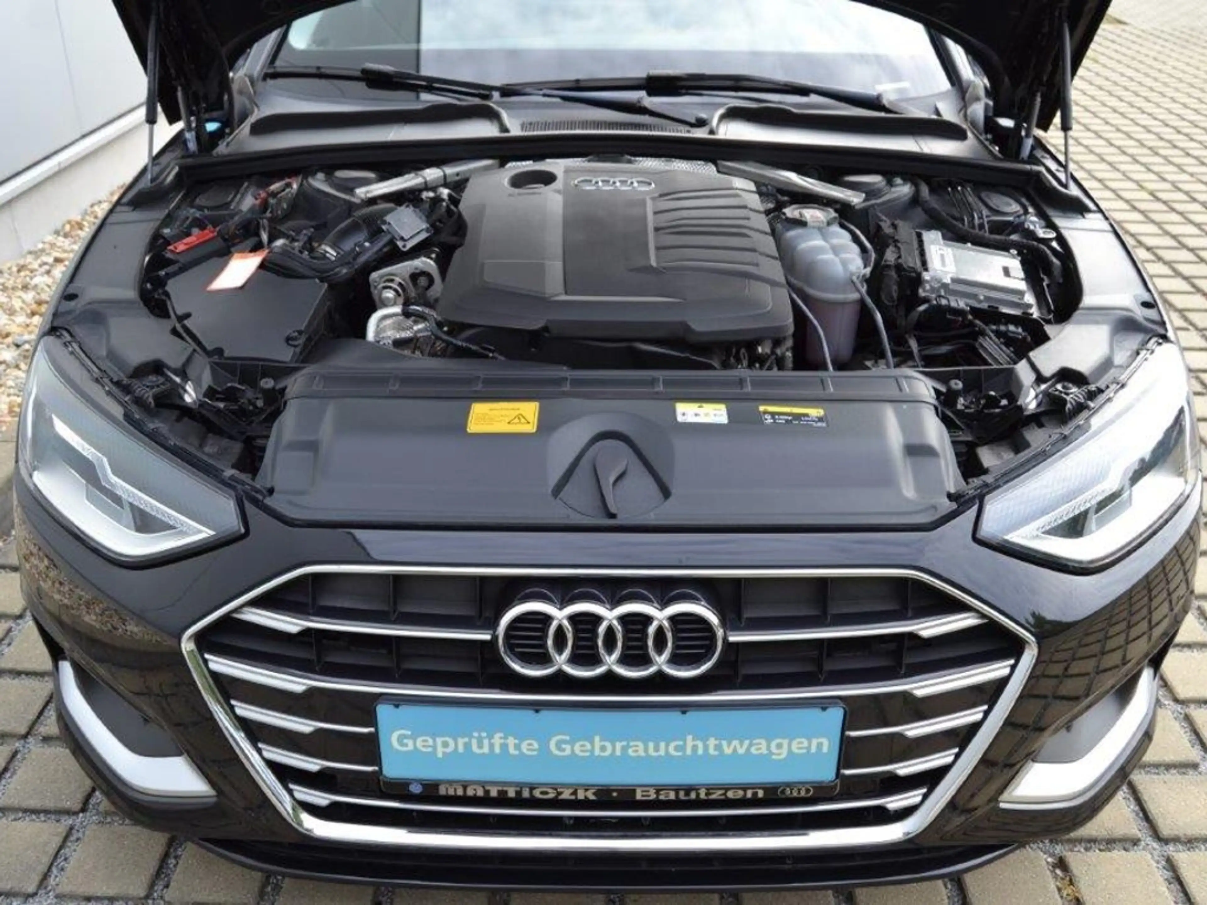 Audi A4 Avant 35 TDI S-tronic Advanced LED/17-ZOLL/TOUR-P — photo 12