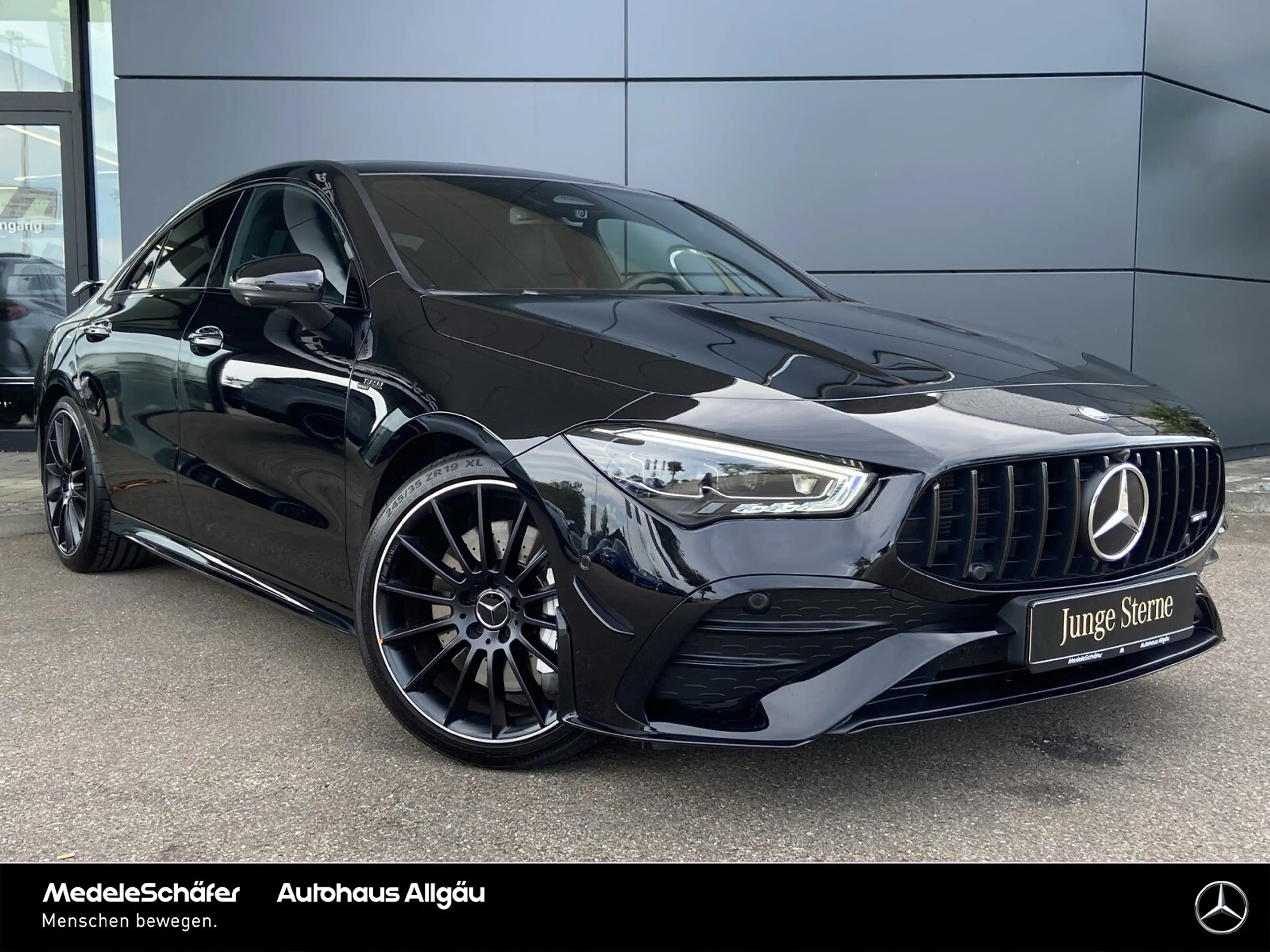 Mercedes-Benz CLA 35 AMG CLA 35 AMG 4M Coupé Night Pano MLed HuD Soundsys — photo 3