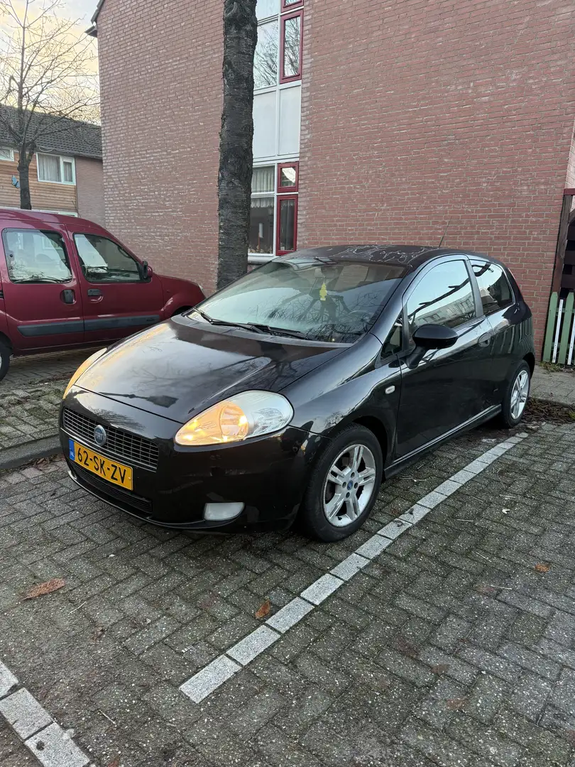 Fiat Punto 1.2 Sportsound Zwart - 1
