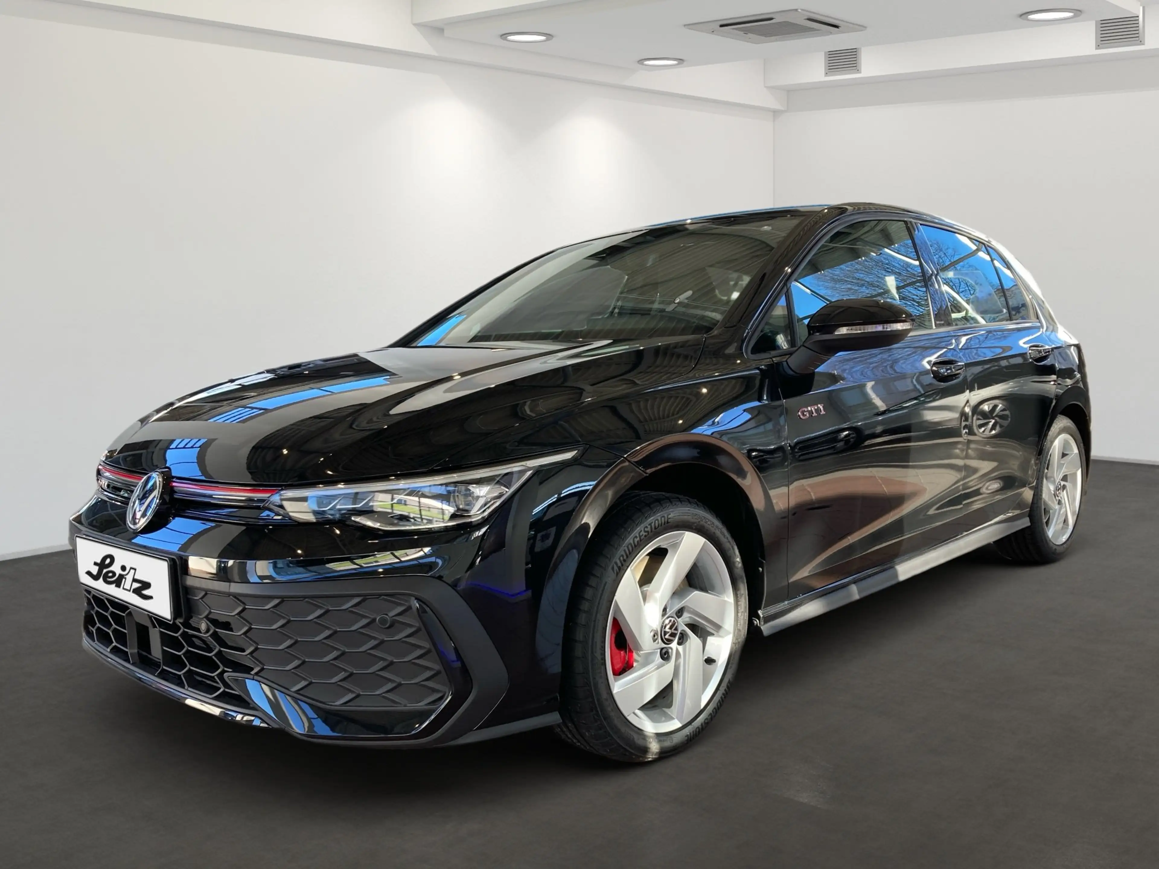 Volkswagen Golf VIII 2.0 TSI GTI *LED*KAMERA*SITZHZG* — photo 2