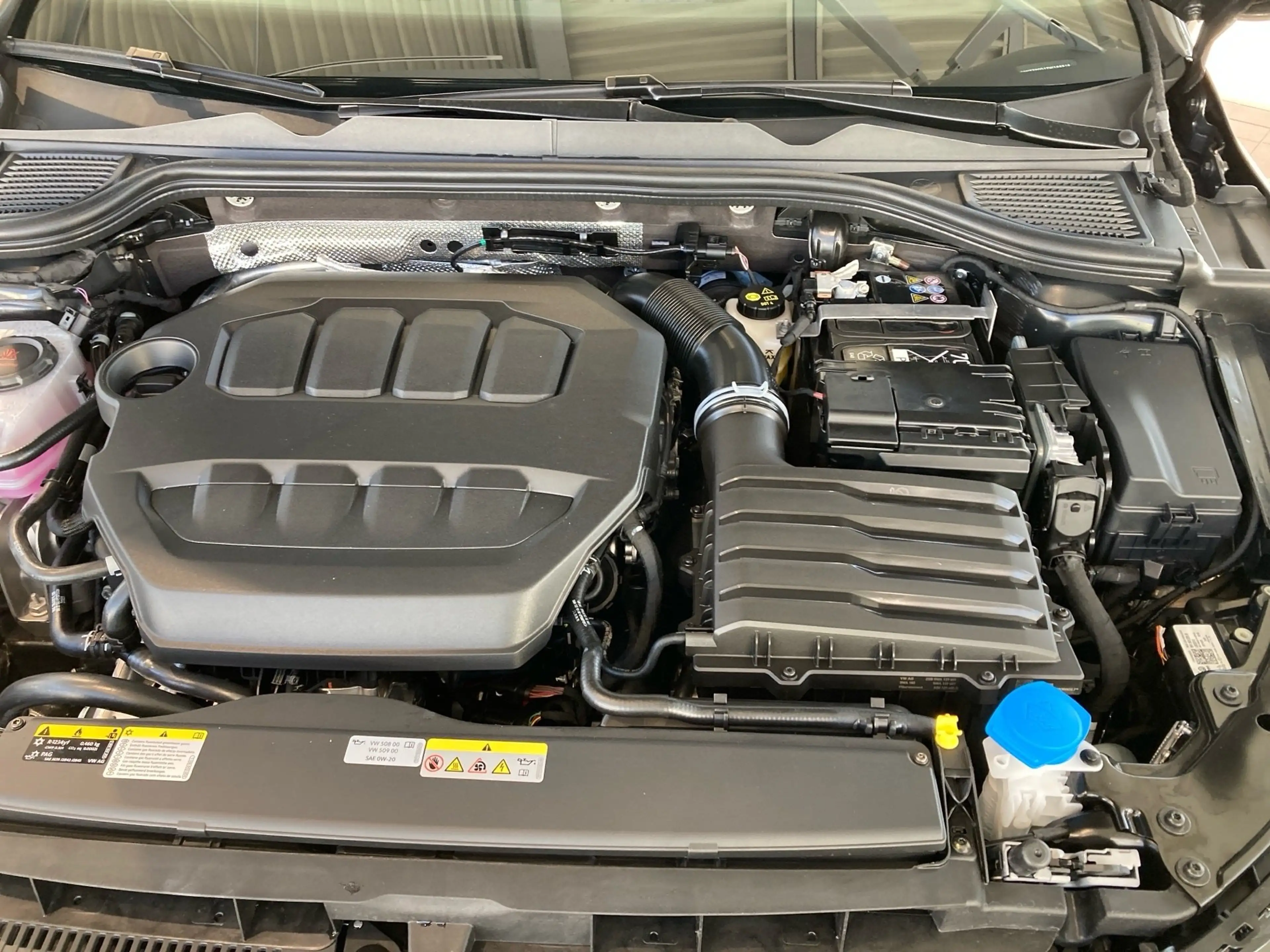 Volkswagen Golf VIII 2.0 TSI GTI *LED*KAMERA*SITZHZG* — photo 9