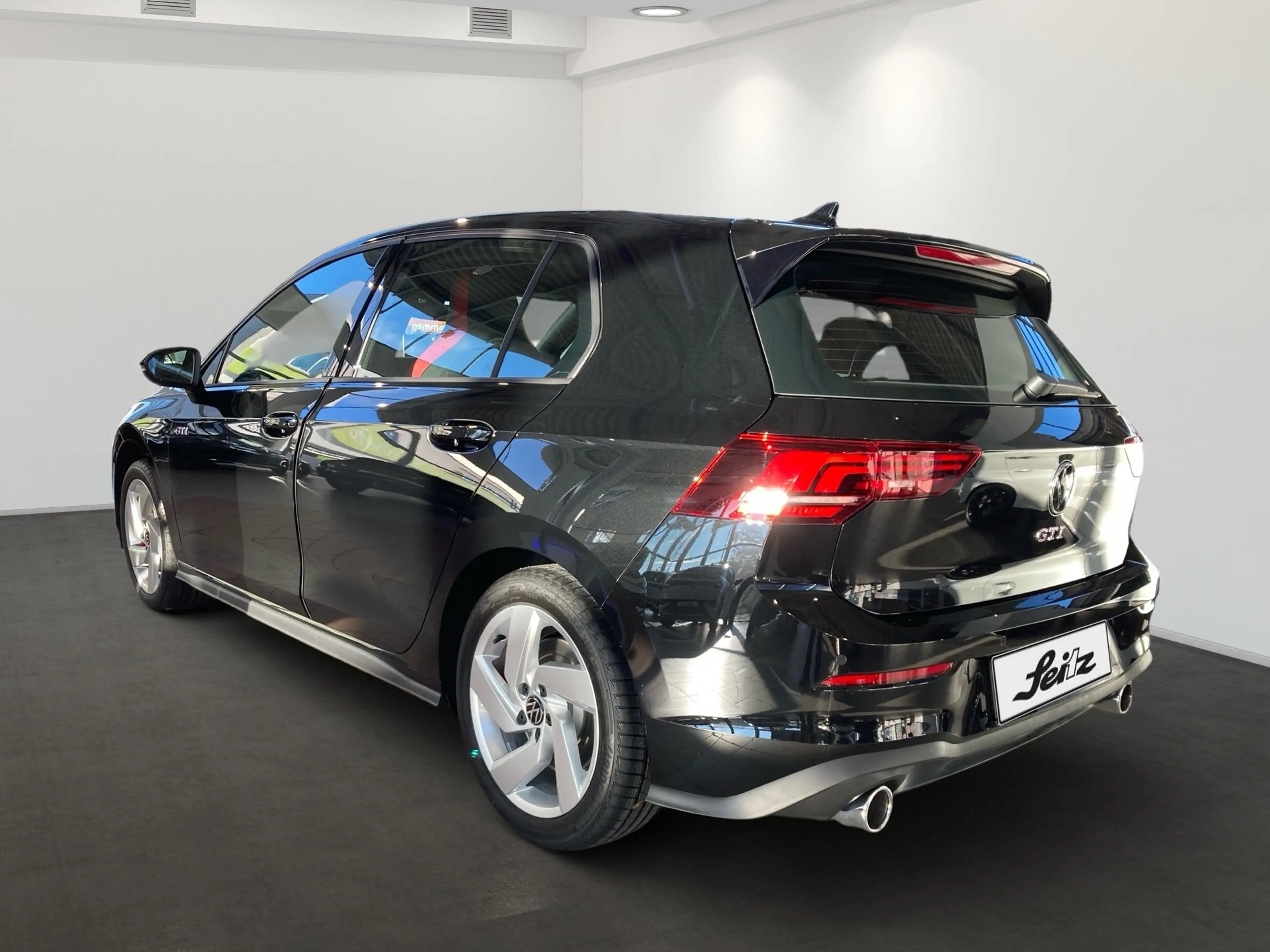 Volkswagen Golf VIII 2.0 TSI GTI *LED*KAMERA*SITZHZG* — photo 3