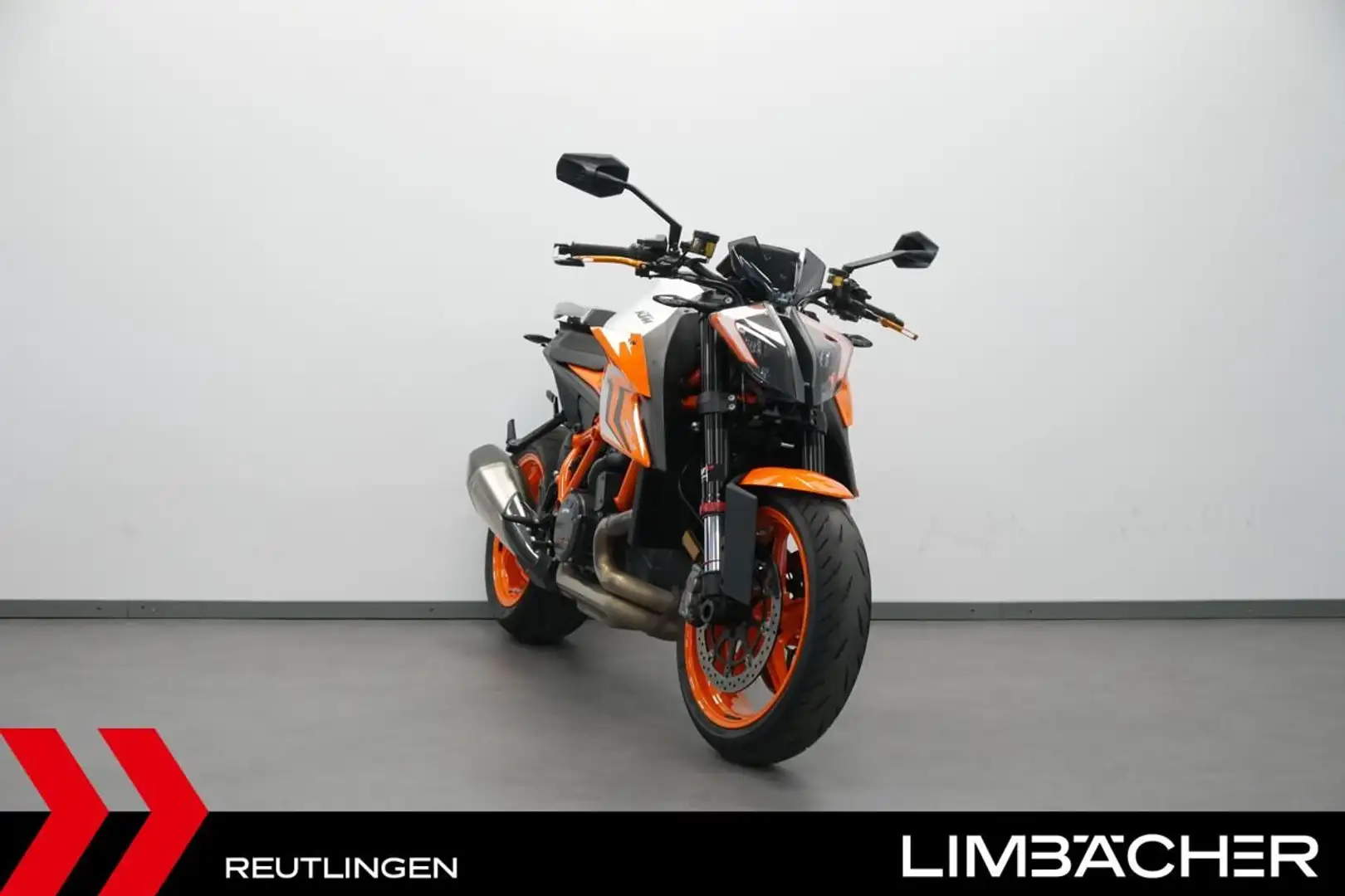 KTM 1290 Super Duke R Akrapovic, PowerParts - 2