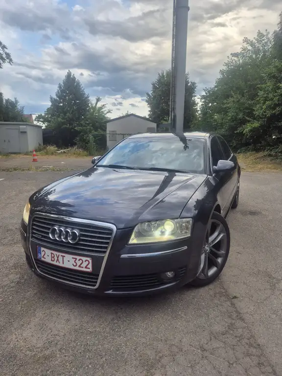 Audi A8 2006 из Европы — купить под ключ