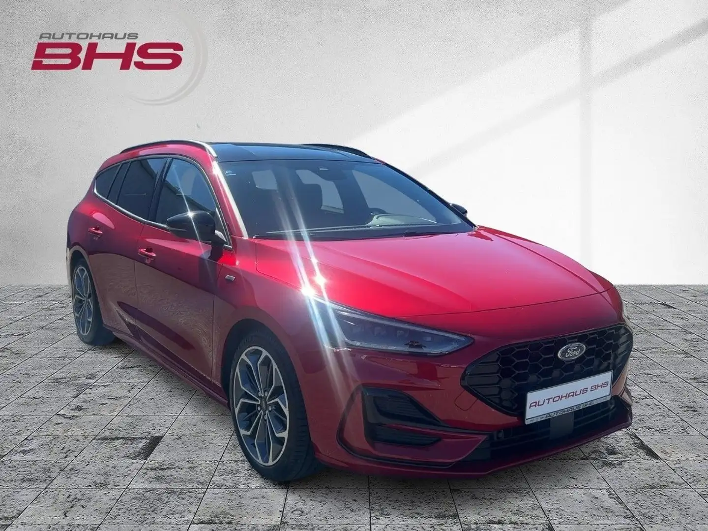 Ford Focus Turnier 1,0 EcoBoost 155 PS ATG ST-Line X Rot - 2