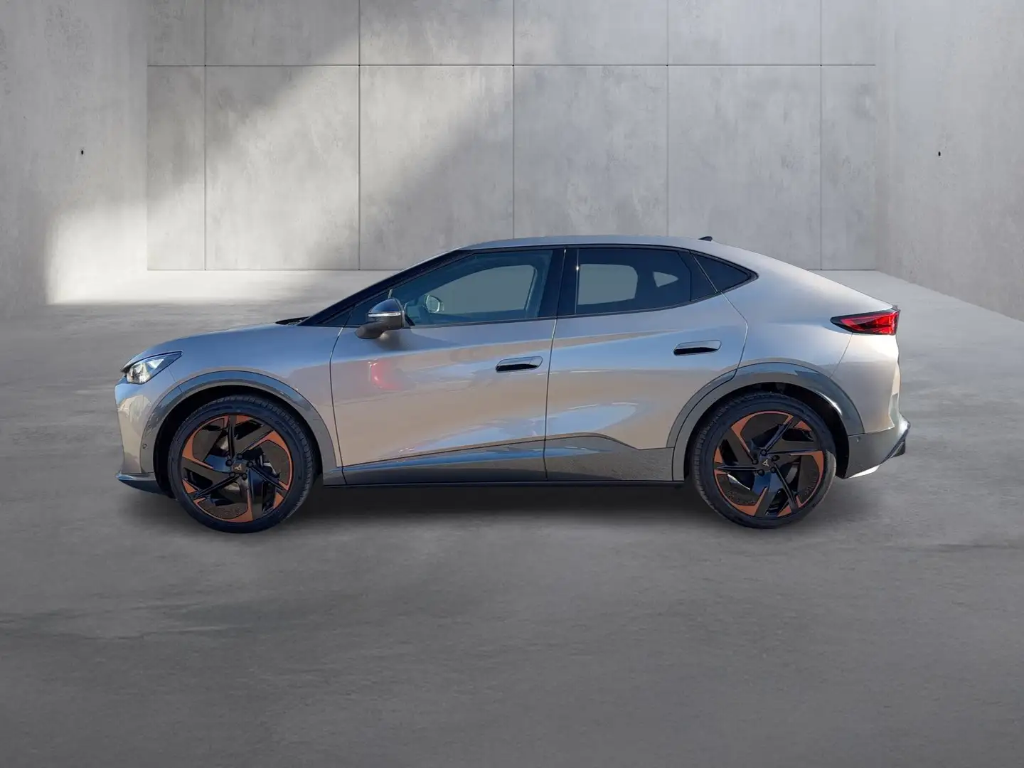CUPRA Tavascan VZ Adrenaline 4Drive250kW/340PS - 2
