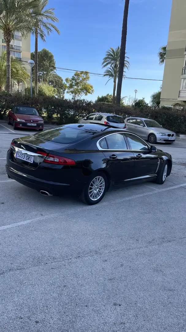 Jaguar XF 2.7D V6 Luxury Aut. - 2