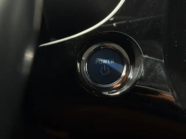 Toyota Prius view 30