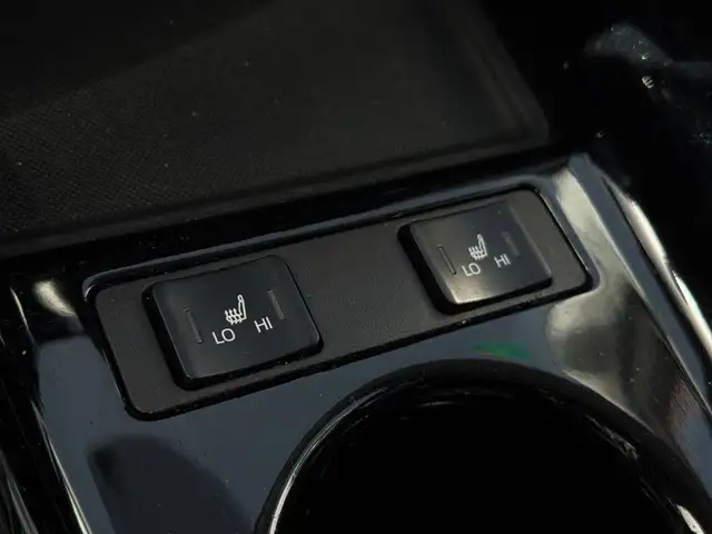 Toyota Prius view 22