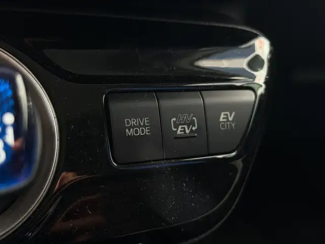 Toyota Prius view 23