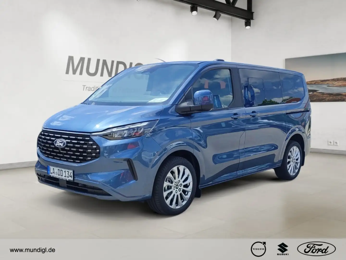 Ford Tourneo Custom Bus 320 L1 Titanium FWD 2.0 EcoBlue StandHZG AHK P Blauw - 1