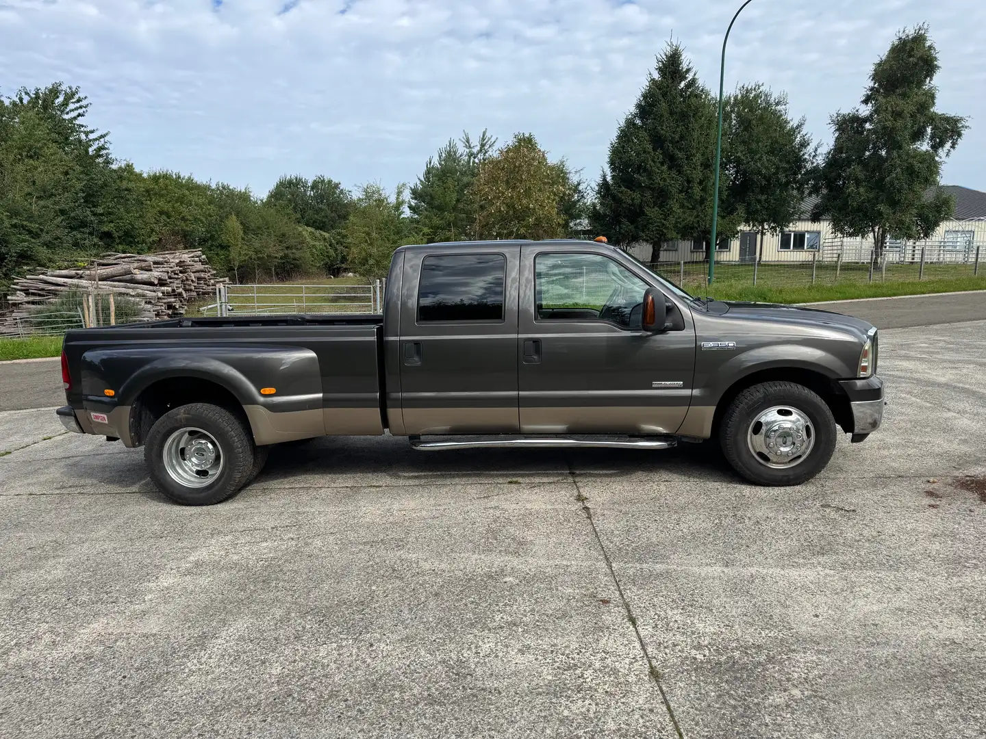 Ford F 350 Szürke - 2