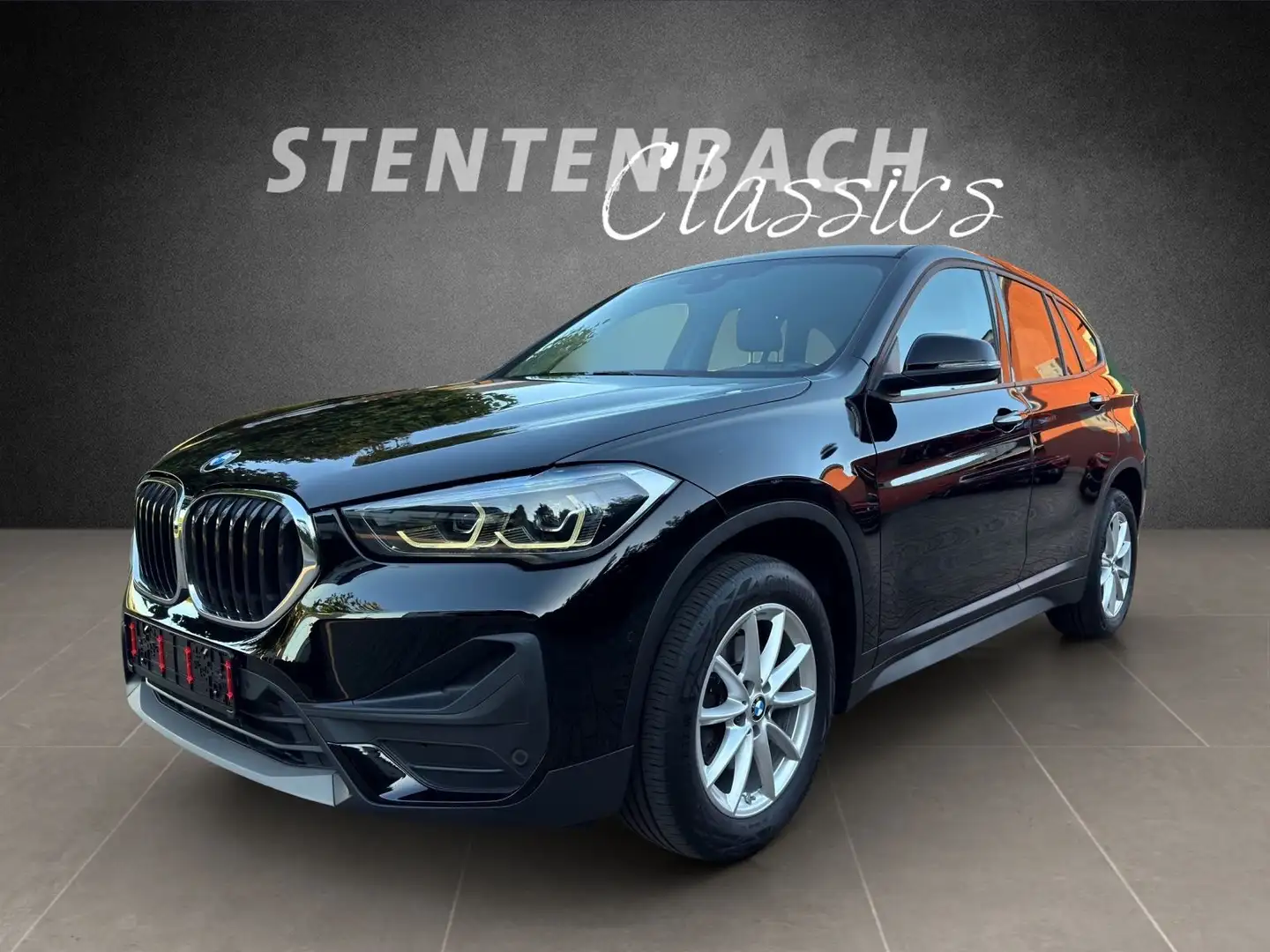 BMW X1 sDrive 18 i Advantage *NAVI *LED *DAB *1.Hand Schwarz - 1