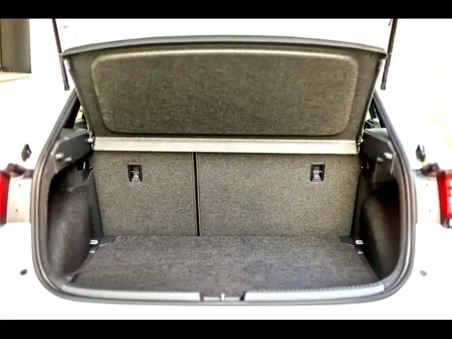 Volkswagen Taigo view 14