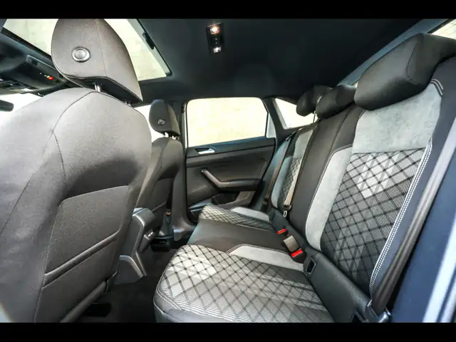 Volkswagen Taigo view 12