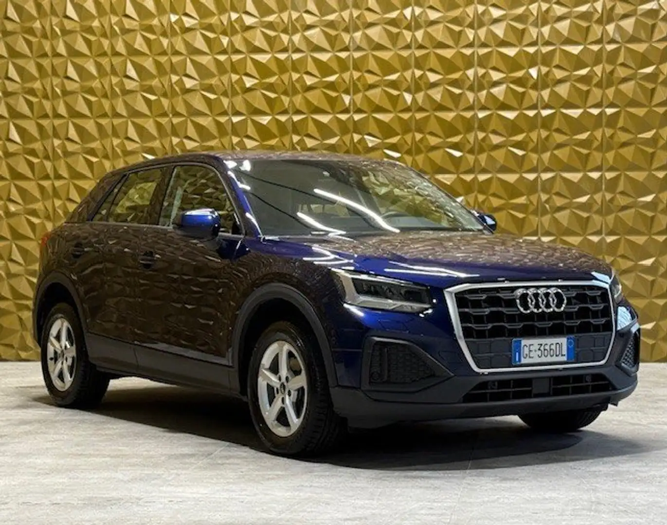Audi Q2 Q2 35 1.5 tfsi Business Plus s-tronic Blu/Azzurro - 2
